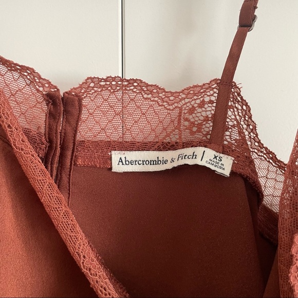 Abercrombie and Fitch Lace Satin Camisole - Picture 5 of 7